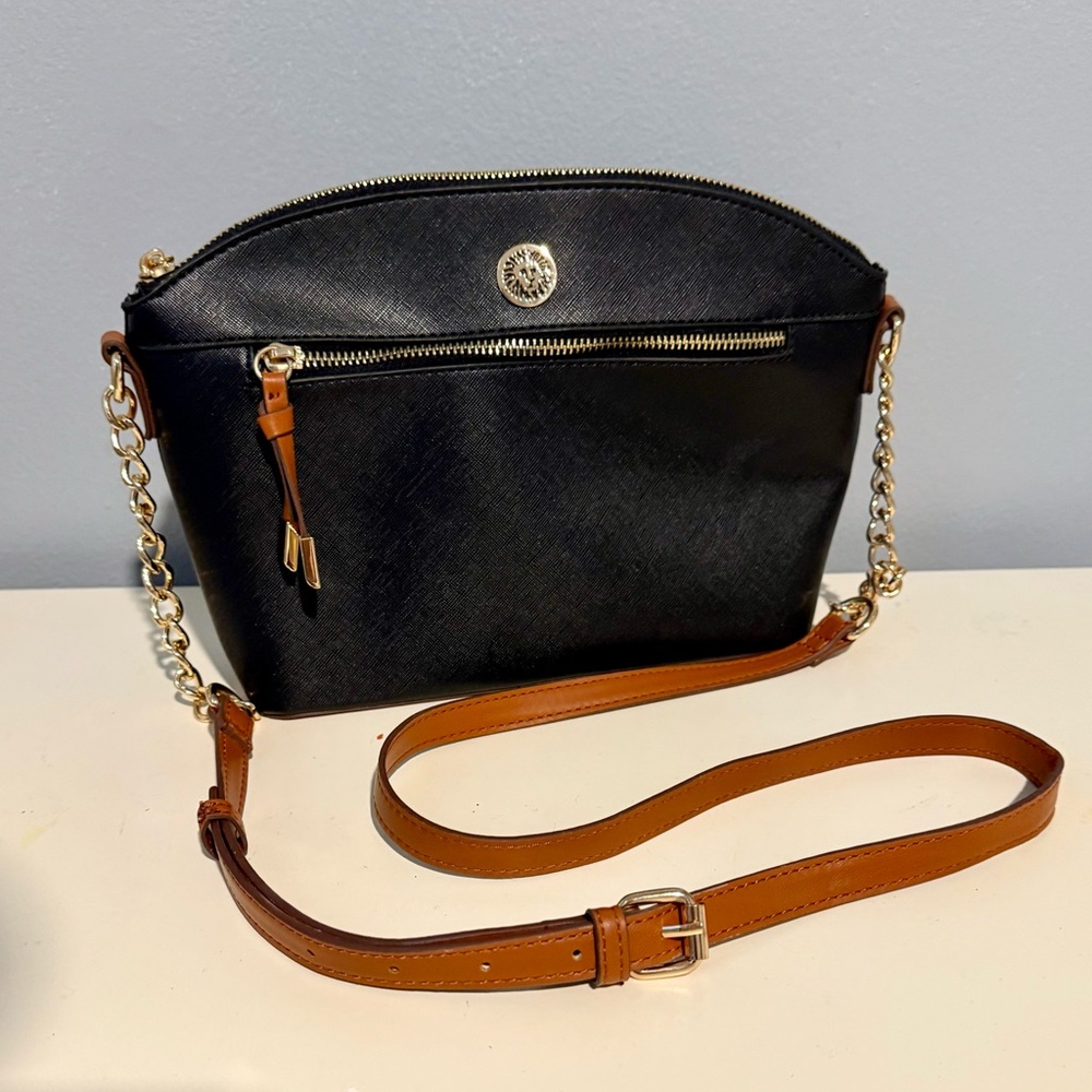 Anne Klein Elegant Black and Tan Crossbody Bag with Gold Accents